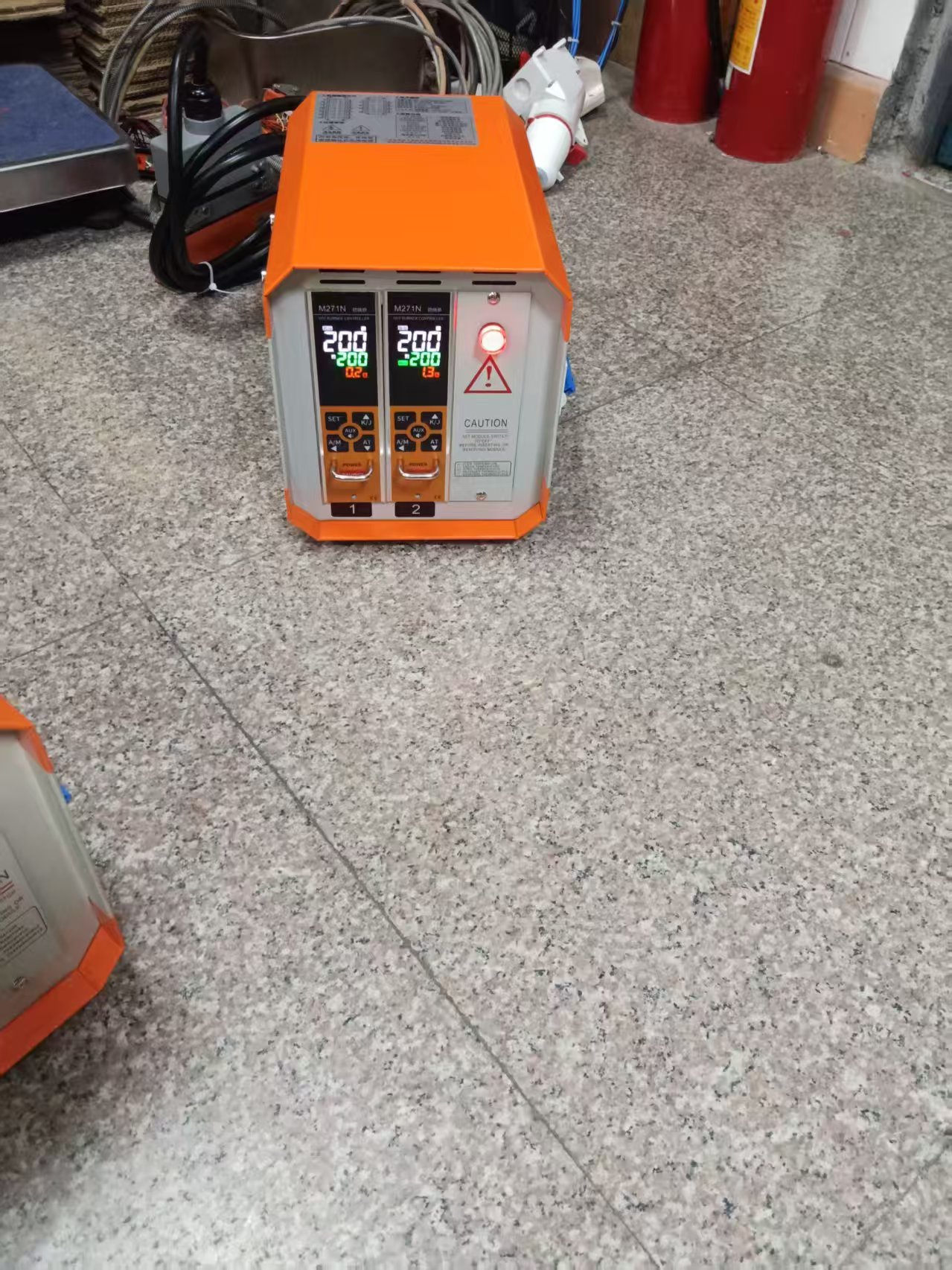广州温控箱